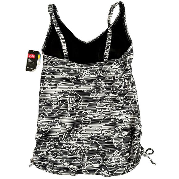 TYR DuraFast Elite LUCID VNeck Sheath 1pc Swimsuit Black - Size 8 - $90 - Picture 4 of 9